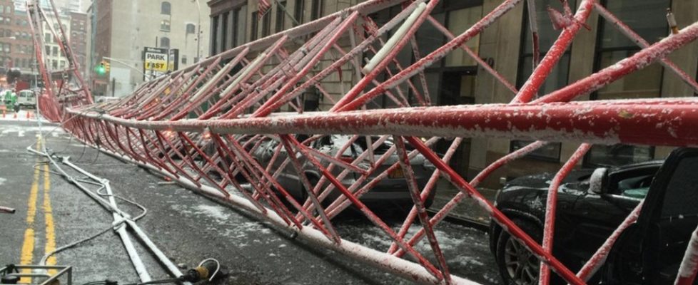 nyc-crane-collapse-0205-super-169