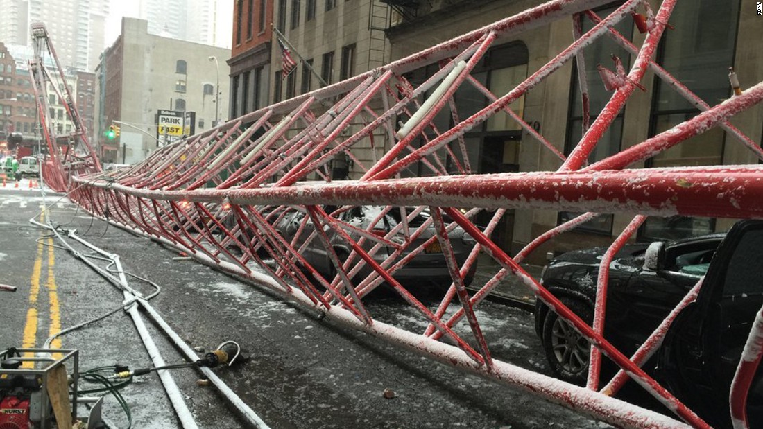 nyc-crane-collapse-0205-super-169